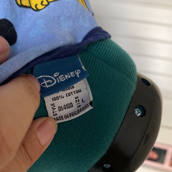 Mickey & Minny Mouse Scrub Top Size Large - Picture 5 of 5